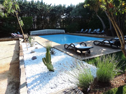 Outdoor pool, a heated pool