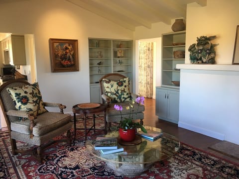 Perfect for relaxing and watching tv.