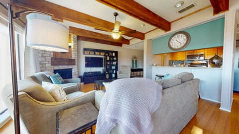 Living room including lots of seating