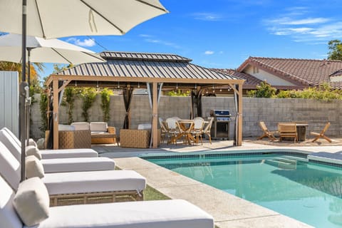 Poolside family vacation rental in Bermuda Dunes by Rather Be Properties
