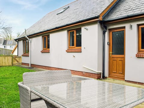 Exterior | Ty’n-y-Canol, Johnston, near Haverfordwest