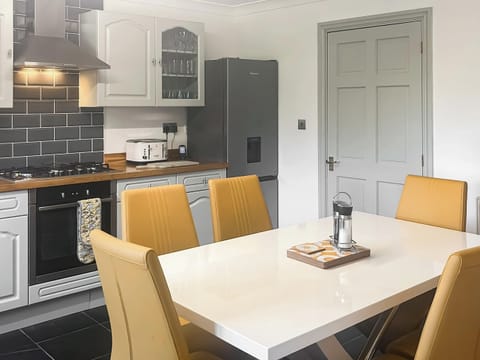 Dining Area | Ty’n-y-Canol, Johnston, near Haverfordwest