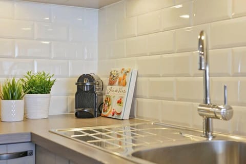 Well equipped kitchen