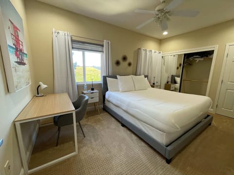 2 bedrooms, desk, travel crib, WiFi