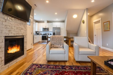 Living Room offers Gas Logs & Smart TV