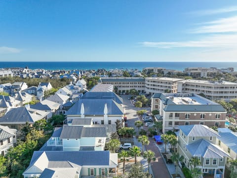Blue home on cul-de-sac street out front makes for a quiet stay.