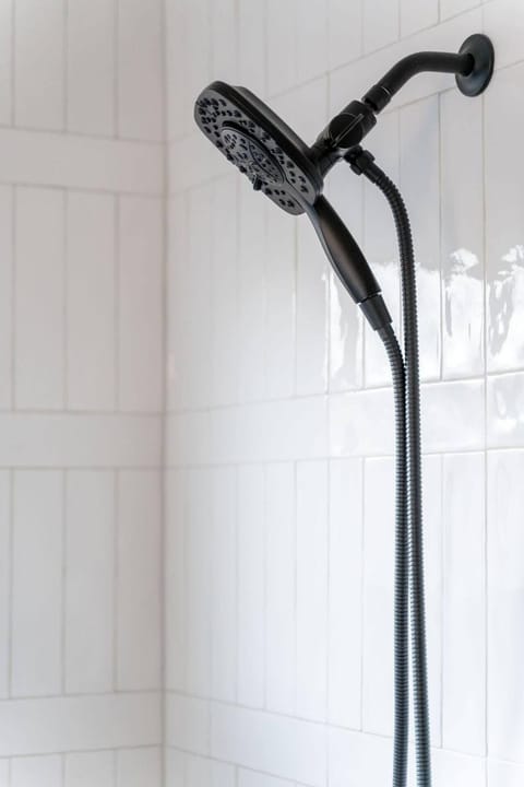 Hand-held showerhead