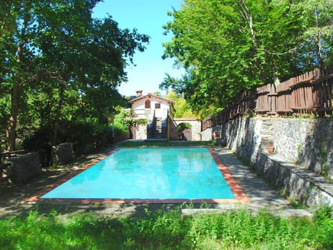 Holiday Home Swimming Pool