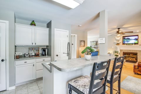 Kitchen | Fully Equipped | 1st Floor | Cooking Basics | Breakfast Bar