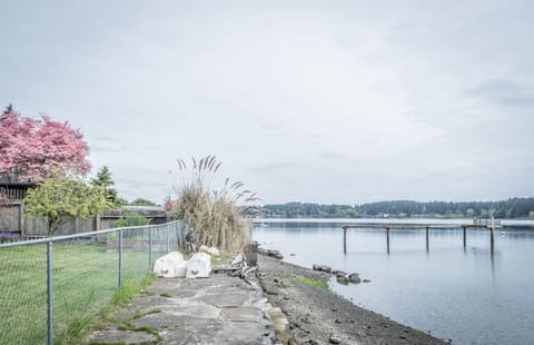 View of bulkhead and water looking north.