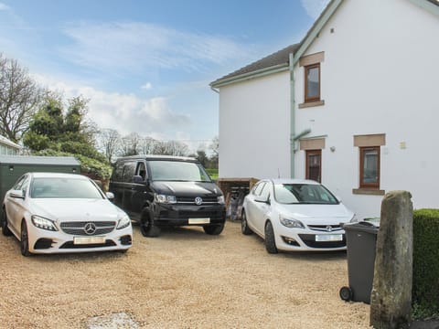 Parking | Hornby Cottage, St. Michael’s on Wyre