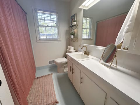 Combined shower/tub, hair dryer, towels, toilet paper