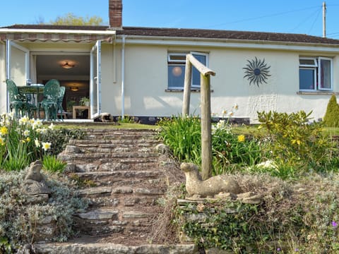 Exterior | Rivendell, Blakeney Hill, near Lydney, Forest of Dean