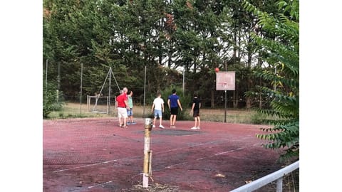 Sport court