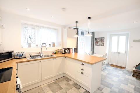 Open Plan Kitchen Dining Room