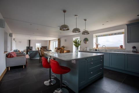 open plan kitchen, dining and lounge