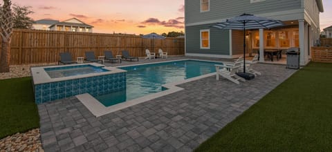 Pool | Outdoor pool, a heated pool