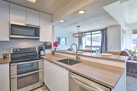 Fully Equipped Kitchen | Complimentary Spices