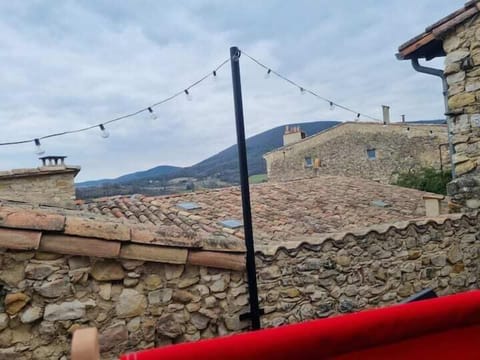 02eff0bf-2b43-4469-8cef-bbf5b7357af0