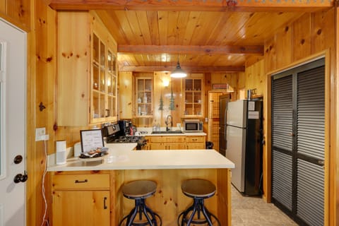 Kitchen | Well-Equipped