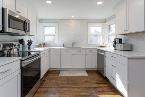 Fully Equipped Kitchen w/ SS Appliances