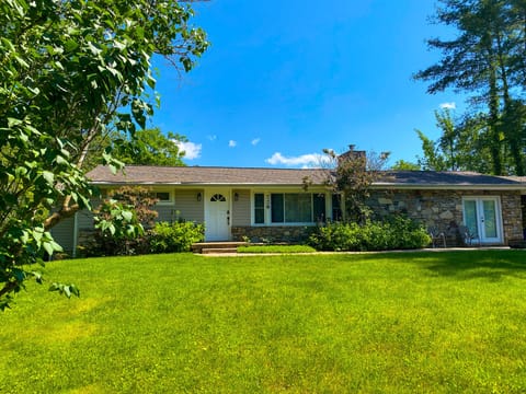 Welcome to River's Edge