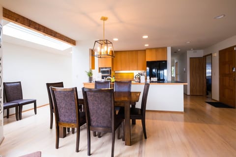 Dinning table can be extended to sit 8-10 people. 