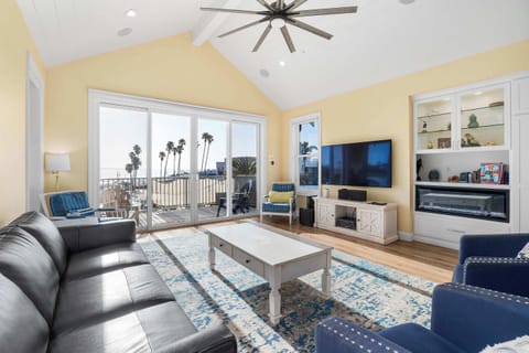 Living Room - Upstairs