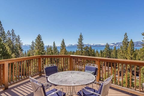 Large Deck off Living Room