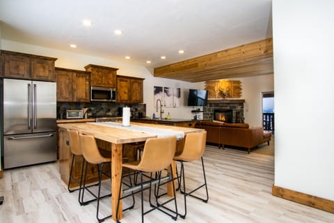 Kitchen Dining Table