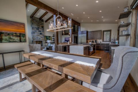 Enjoy your favorite meals with your favorite people