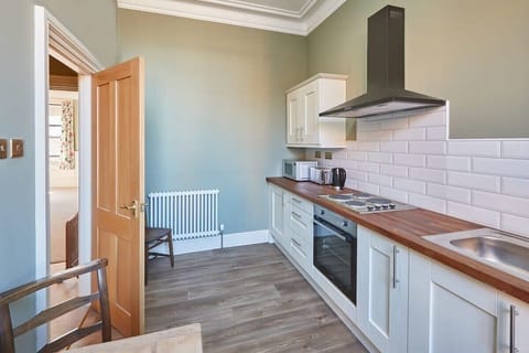 Sandpiper, Saltburn-by-the-Sea - Host & Stay