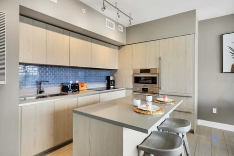 Fully-equipment kitchen