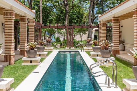 Outdoor pool, an infinity pool