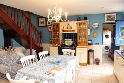 The kitchen / dining room