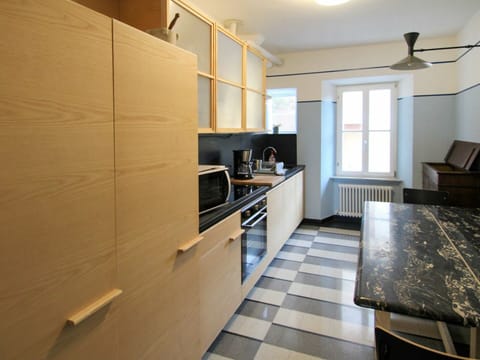 Sky, Cloud, Food, Plant, Tableware, Table, Window, Mountain, Fruit, Wood