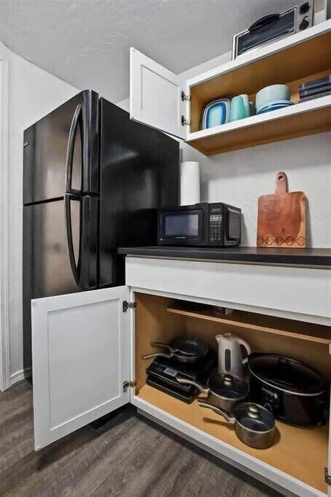 Fridge, microwave, coffee/tea maker, toaster