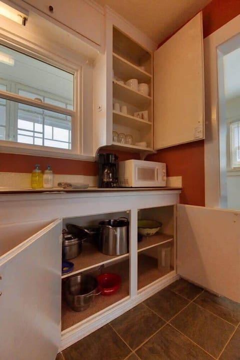 #InvestREPM Historical Heritage House Apartments! #BookDirect #HeritageHouseCoosBay #InvestREPM