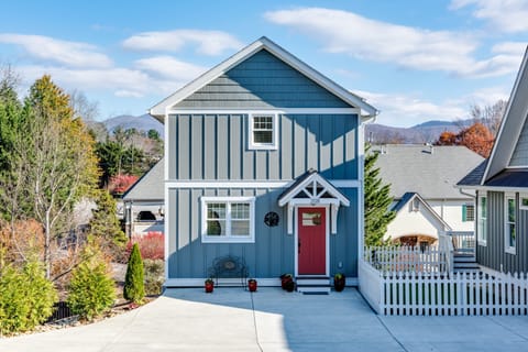 Guesthouse 2 blocks from Main St.