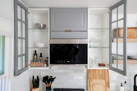 Kitchen: Fully stocked, brand new appliances.