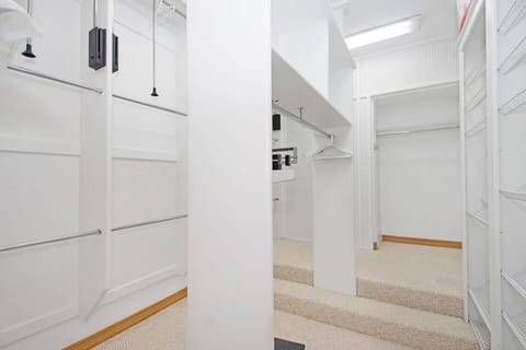 Walk-in closet