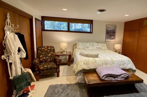 Large bedroom with a super comfortable cal-king bed and luxury linens.