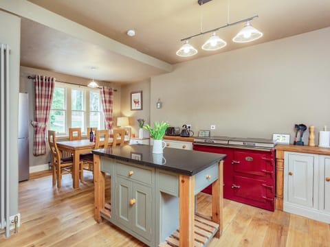 Kitchen | East Lodge, Scatwell