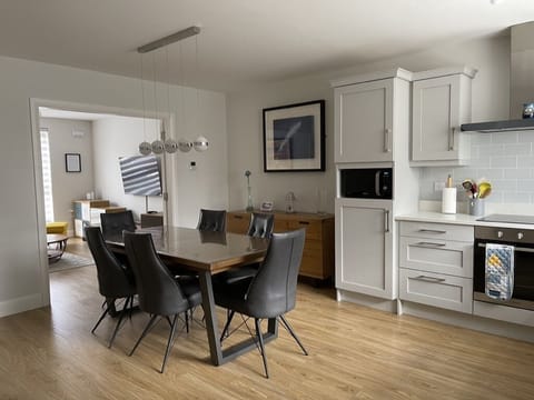 Dining area/Kitchen.