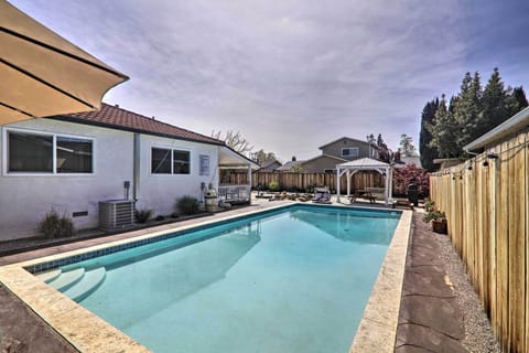 Livermore Vacation Rental | 4BR | 2BA | 1 Step for Entry | 1,500 Sq Ft