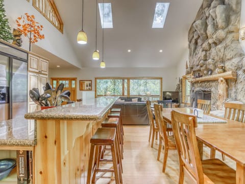 Living Room & Dining Room