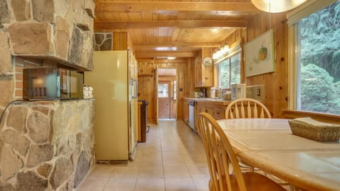 Kitchen with storage