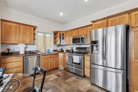 Make magic in our full kitchen.