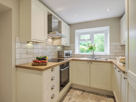 Kitchen | Lane Ends Cottage, Disley, near Macclesfield