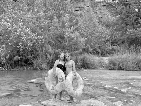 On the Rocks - Old school Frio River at its finest!